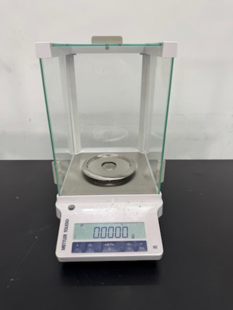 Image of Mettler-Toledo ME104E Analytical Balance